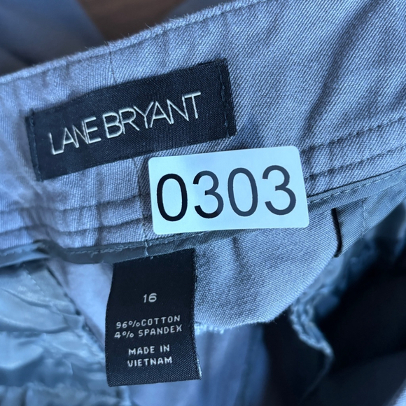 Lane Bryant Capri Pants Women’s Plus Size 16 Gray Zip Fly Back Pockets - Picture 8 of 8